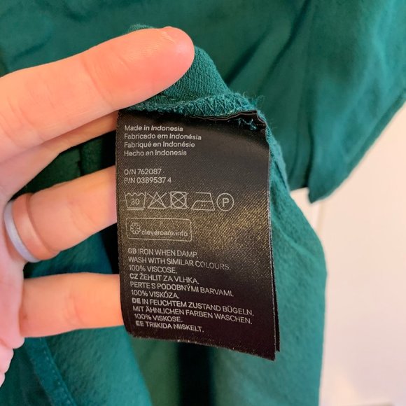 H&M Flowy Blouse - Picture 3 of 8